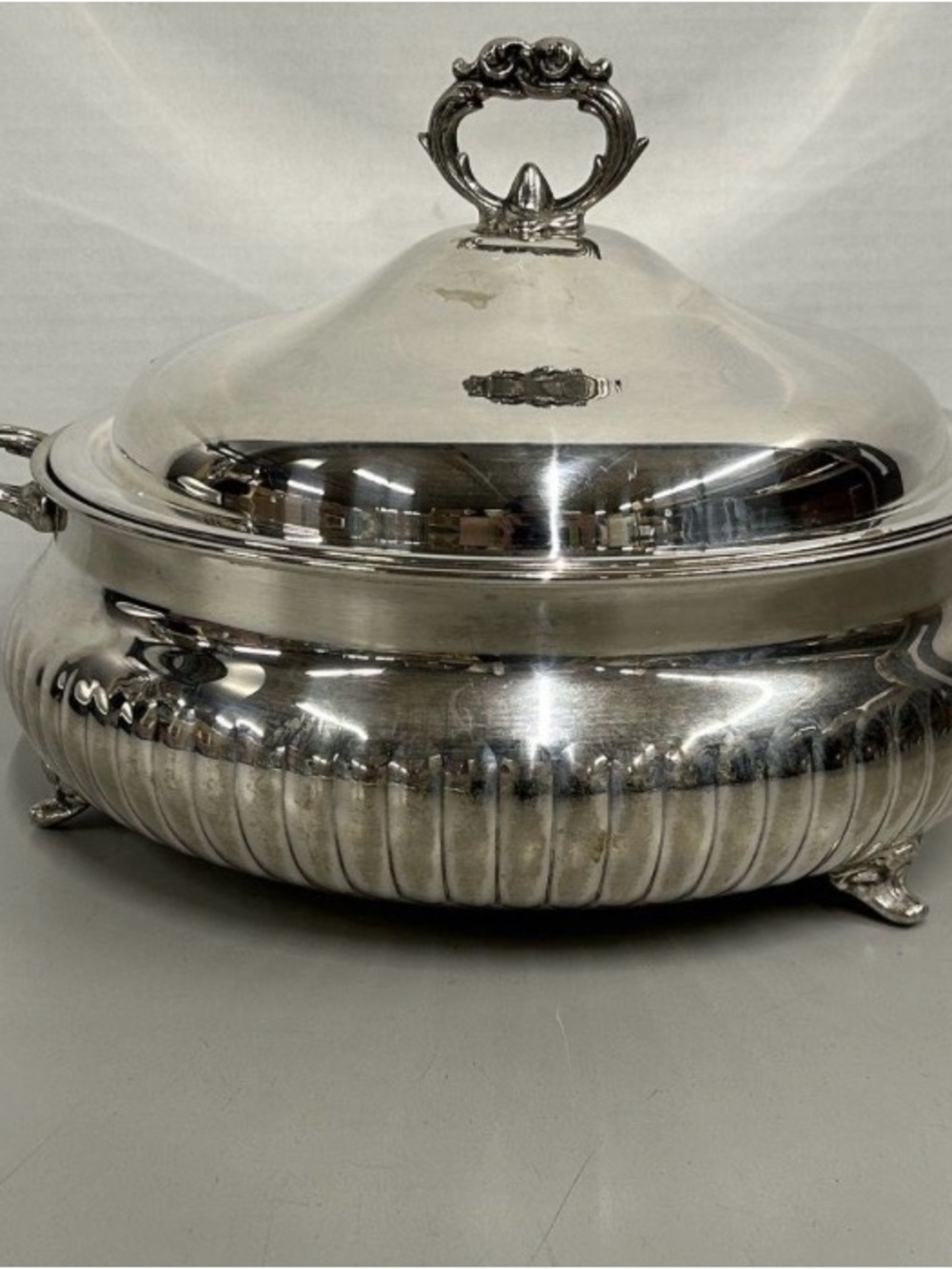 Vintage Classic Silver-Plated Covered Serving Dish - Polished Silver Tone